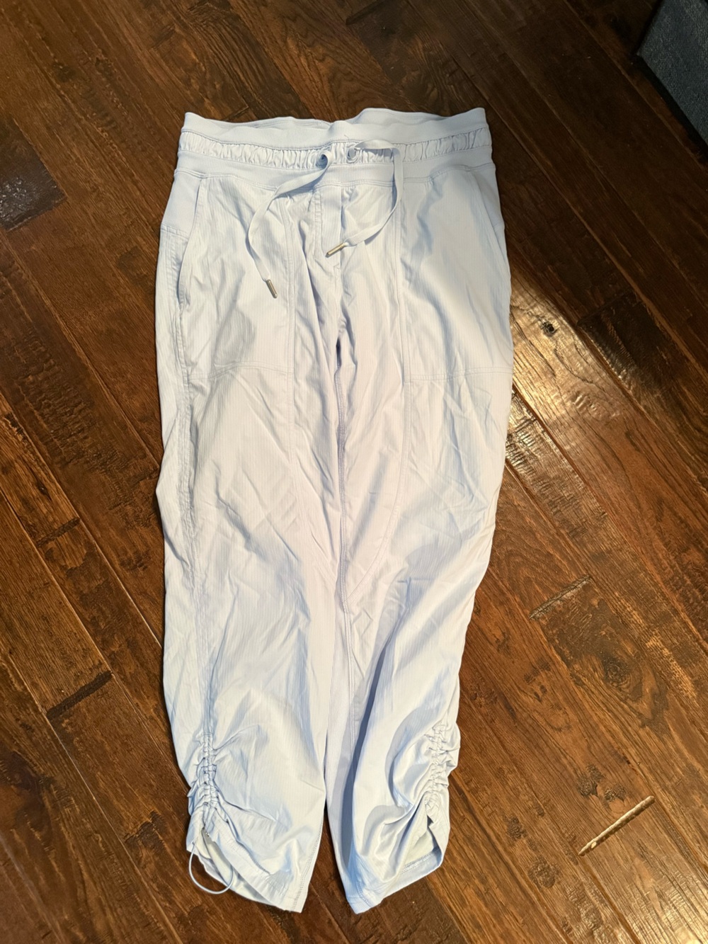 Lululemon - Picture 2 of 3